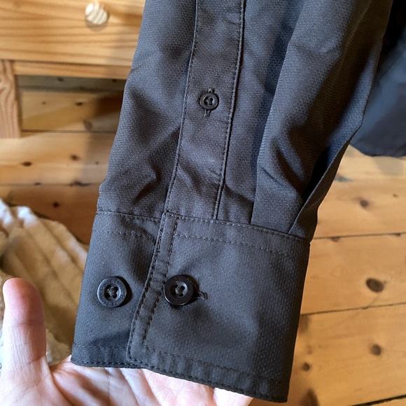 Gander Mountain hiking/fishing casual shirt - Picture 6 of 15